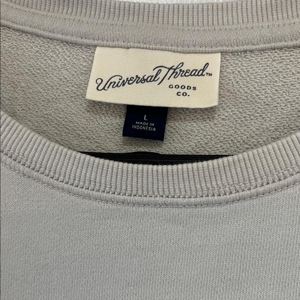 Universal Thread Light Gray/Cream Sweatshirt - image 2
